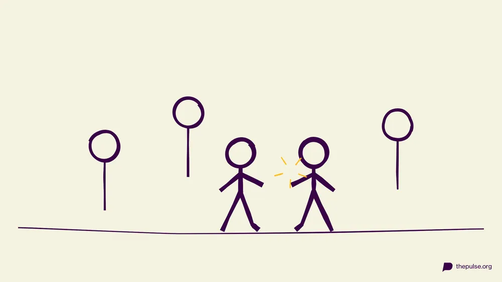 Handgezeichnete Illustration: Fänger und Läufer mitten in der Gruppe, der Fang steht kurz bevor