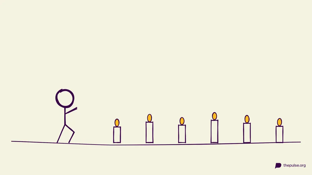 Handgezeichnete Illustration: Sechs Kerzen mit gelben Flammen, eine Figur kniet im Gebet