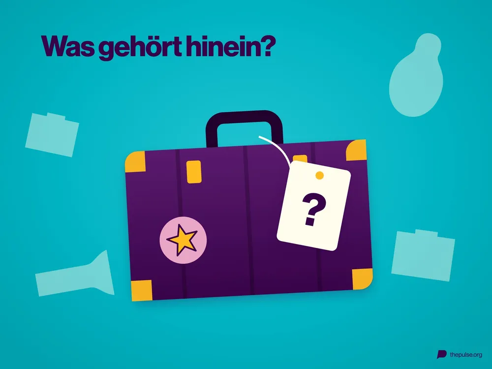 Ein violetter Koffer mit gelben Ecken und einem Anhänger mit Fragezeichen, dahinter blasse Umrisse anderer Koffer, dazu »Was gehört hinein?«.
