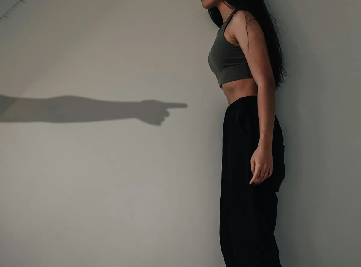 9 Dinge, die du über Body Image Issues von Frauen wissen solltest