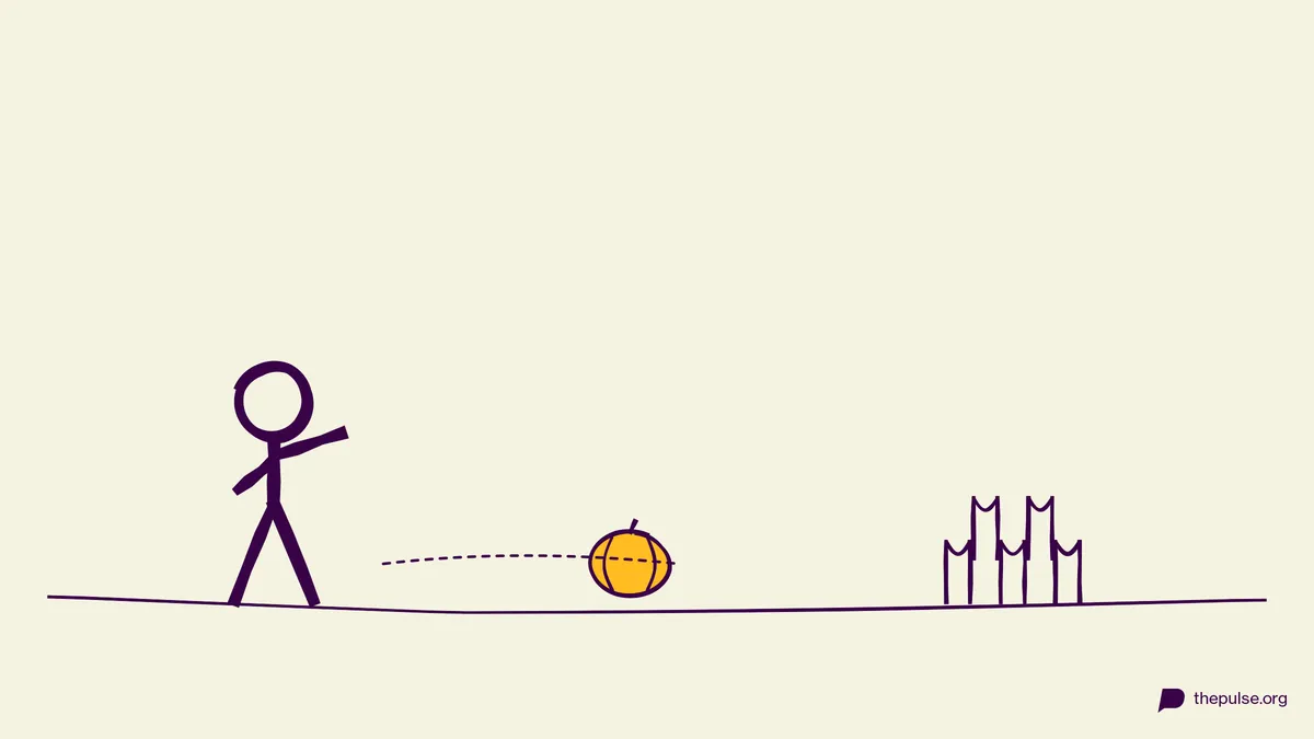 Handgezeichnete Illustration: Kürbis-Bowling — der gelbe Kürbis rollt auf die Flaschen zu