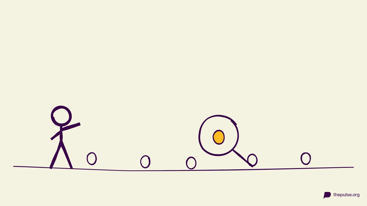 Handgezeichnete Illustration: Die Lupe findet das gelbe Auferstehungs-Ei