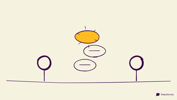 Handgezeichnete Illustration: Sprechblase auf Sprechblase — die gelbe toppt alles